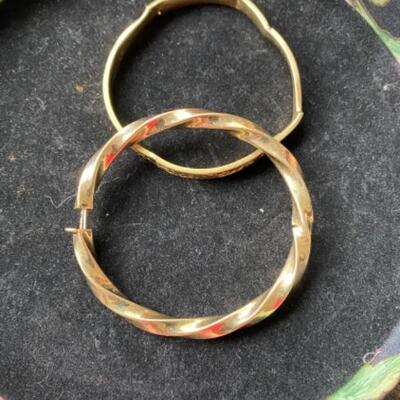 218 14k Gold hinged Twist Bracelets 