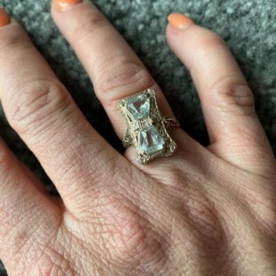 219 Antique 14kt white gold Filigree Ring with light blue stone 