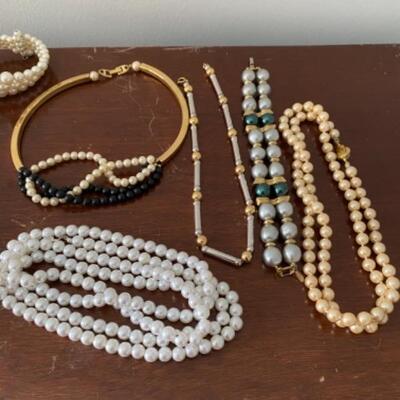 221 Misc. Costume Jewelry Lot 