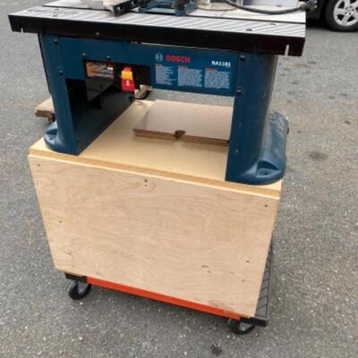224 Bosch RA1181 Mitre Saw Table ( no saw) 