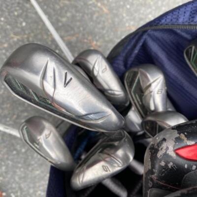 232 Set of Taylor Made Menâ€™s Rt. Handed Golf Clubs  
