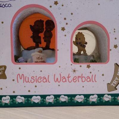 Lot 5: Vintage New Stock Precious Moments Musical Waterball 