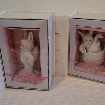 Lot 12: (2) Vintage New Stock Dept. 56 SNOWBABIES Collectibles 