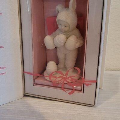Lot 14: (2) Vintage New Dept. 56 SNOWBABIES Collectibles 