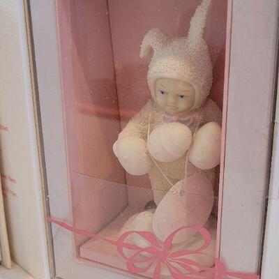 Lot 17: (2) Vintage New Stock Dept. 56 SNOWBABIES Collectibles 