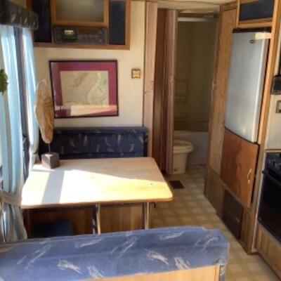 237  1993 Dutchmanâ€™s Classic 220 Camper 