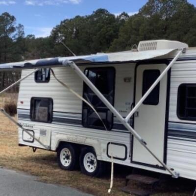 237  1993 Dutchmanâ€™s Classic 220 Camper 