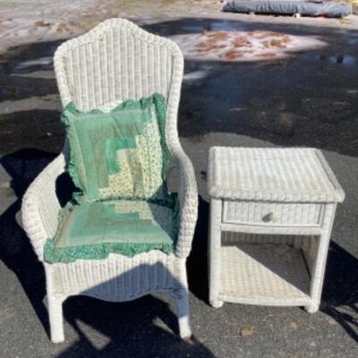 239 Wicker Armchair and Stand 