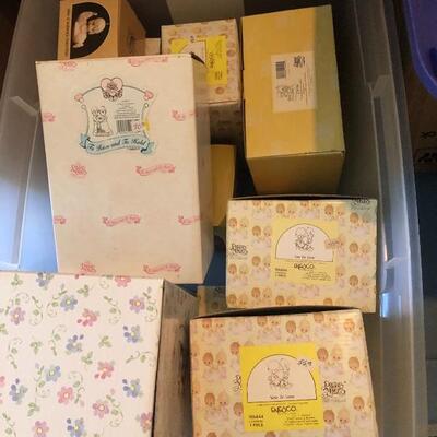 Box of 14 precious moments figurines  lot #4