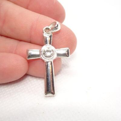 Dainty Silver Tone Center Rhinestone Cross Necklace Pendant 