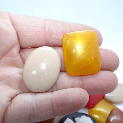 Vintage Plastic & Celluloid Jewelry Cabochons, 1950's Jewelry Supplies, Cameos 