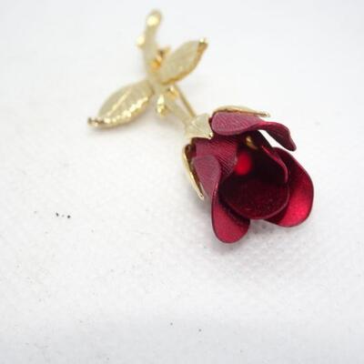 Gold & Red Rose Pin 