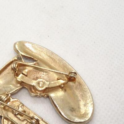 Annie Oakley Style Brooch & Gun Pin 