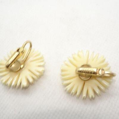 18K GF backs, Plastic Daisy Clip Earrings 