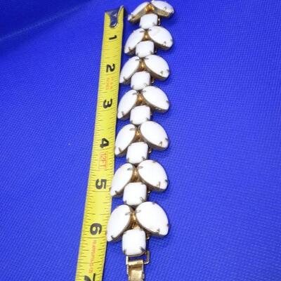 Milk Glass Mid Century Gold Tone Bracelet, Squares & Teardrops