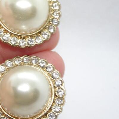 Gold Tone Oval Rhinestone Pearl Clip Back Earrings 