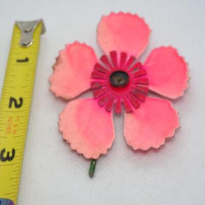 Pretty Pink Flower Pin - missing center stone 