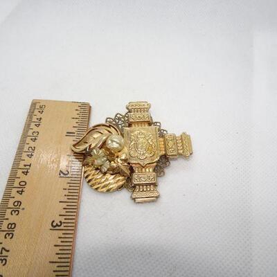 Victorian Style Handmade Cluster Brooch Gold Tone 