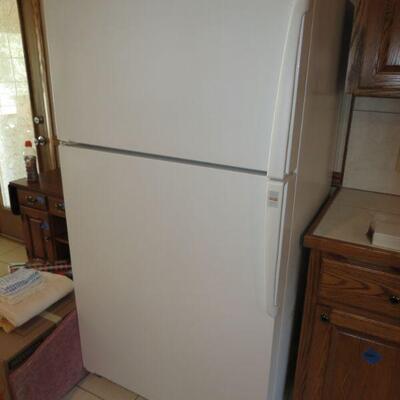 White Refridgerator - Item # 116