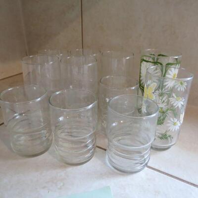 11 Vintage Libbey Glasses including 2 Daisy Glasses - Item # 128