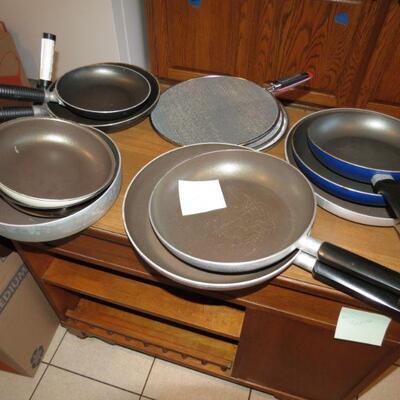 13 Pieces Kitchen Skillets Grease Skillet Covers -  Item # 140