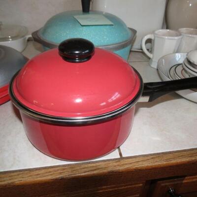 San Ignacio Made in Spain Red Sauce Pan Pot with Lid - Item # 143