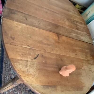 277 Vintage Oval Dining Room Table 