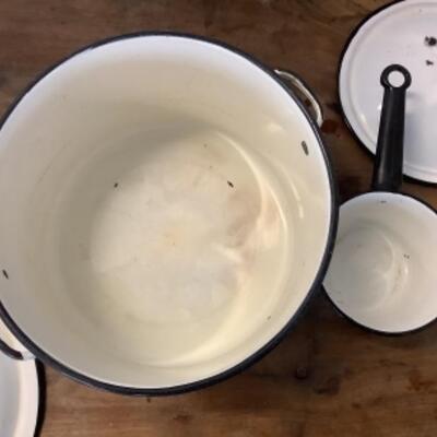 294 Vintage White Enamelware Kettle and Saucepan 