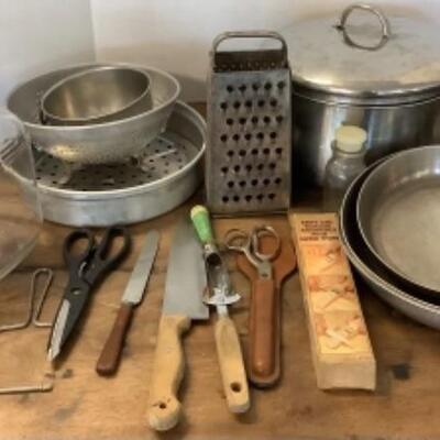 298 Assorted Cookware and Kitchen Utensils 