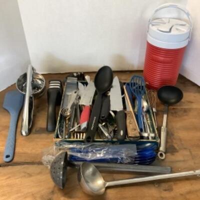 306 Kitchen Utensils 