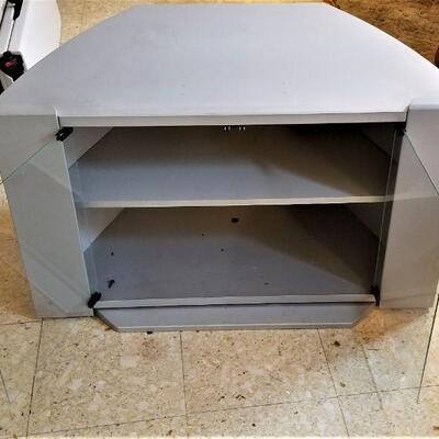 Lot #51  Contemporary Tv/Component Stand with glass doors