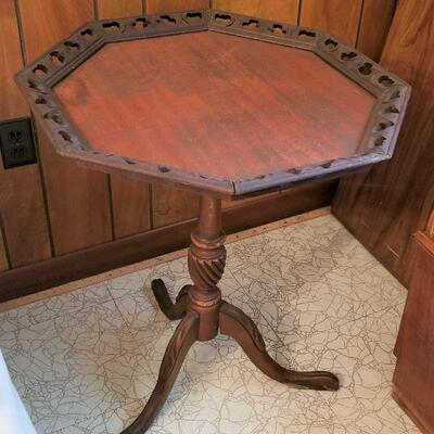 Lot #53  Vintage Pie Crust Table with Pierced Gallery