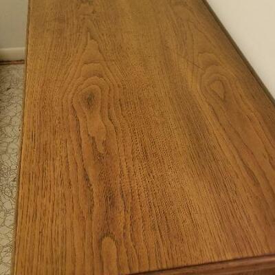 Lot #79  Thomasville Dresser - good condition.