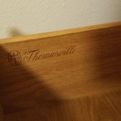 Lot #79  Thomasville Dresser - good condition.