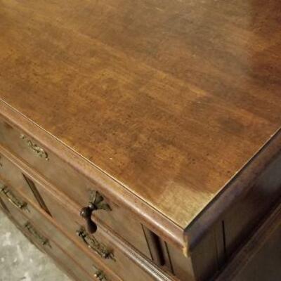 Lot #91  Bedroom Dresser with Mirror - good condition.