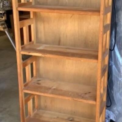 337 Wood Bookshelf