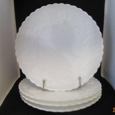 Lot 7 - Imperial Glass Vintage Grape Luncheon Plates