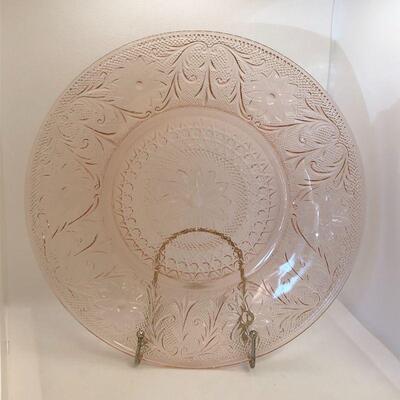 Lot 10 - Set of 4 Pink Tiara Sandwich Dinner Plates