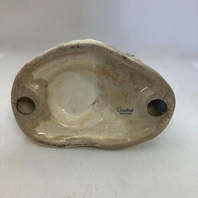 Lot 15 - Goebel Weasel and Bird Figurine