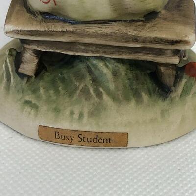 Lot 17 - Goebel Hummel Busy Student Figurine