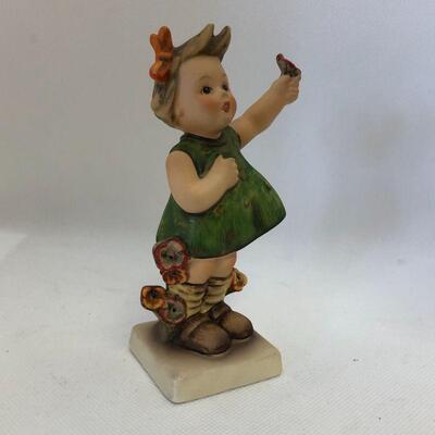 Lot 18 - Goebel Hummel Spring Cheer Figurine
