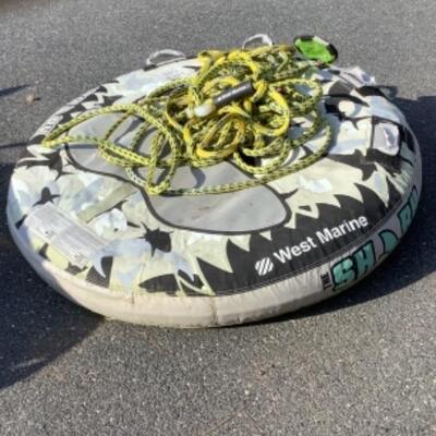 395 West Marine â€œThe Sharkâ€ Tube and Tow Line