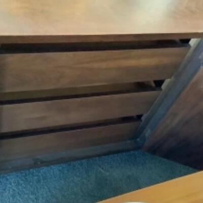 400 Mid-Century Dresser