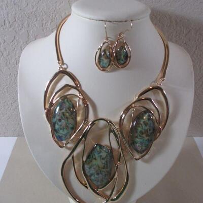 Gold Bib Necklace Haute Couture Multicolor Rhinestone /Earrings 