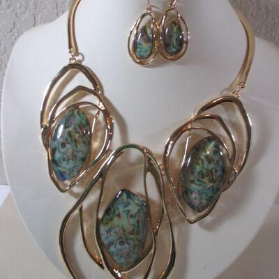Gold Bib Necklace Haute Couture Multicolor Rhinestone /Earrings 