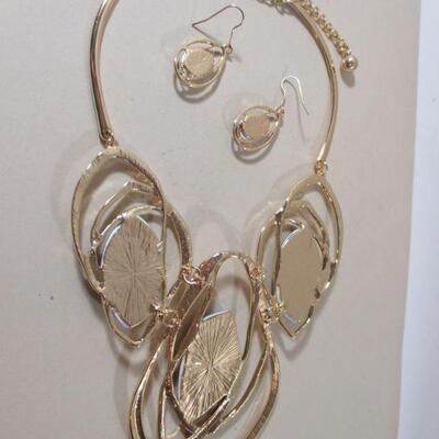 Gold Bib Necklace Haute Couture Multicolor Rhinestone /Earrings 