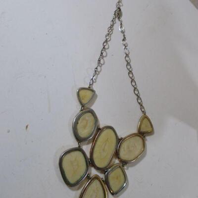  Stella and Dot Vintage Bib Choker beige stoneware with Clear Rhinestone 