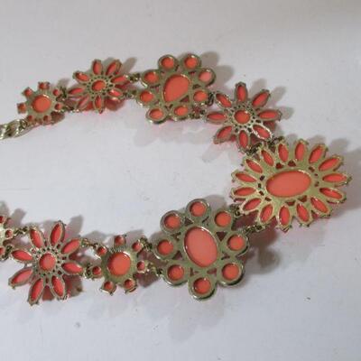 Vintage Coral enamel Daisy Bib Choker  Beautiful fashion Statement.