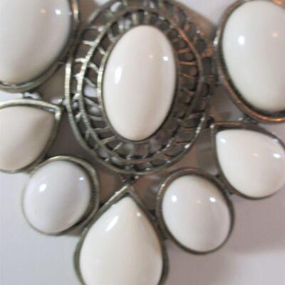 Antique Cleo Style Bib Choker/ White teardrop shape Rhinestones 