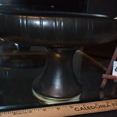 McCoy Planter on Pedestal - Black 